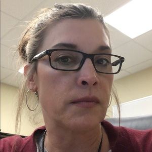 Meet your Posher, Christy